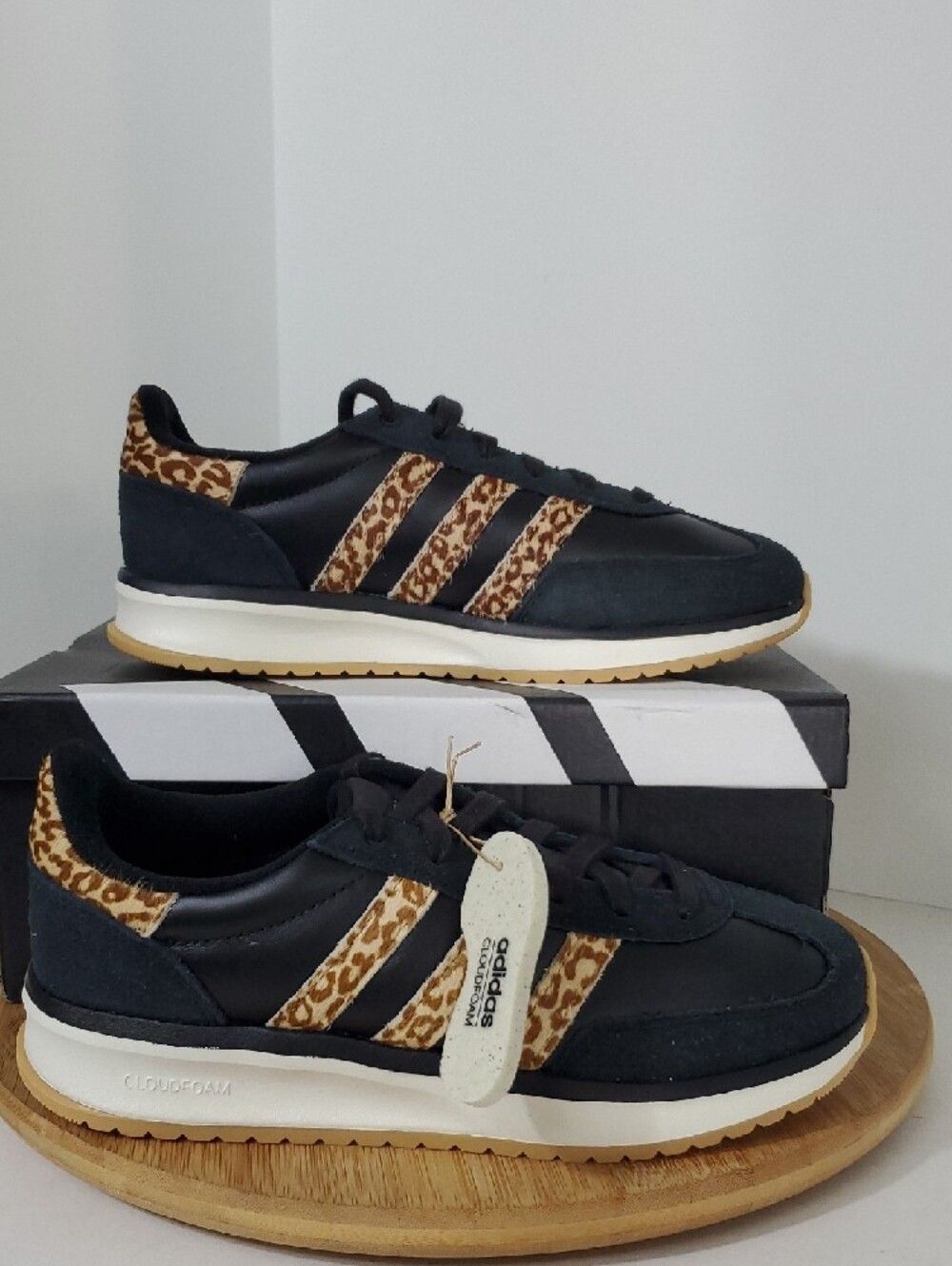 adidas RUN 70s 2.0 Black Leopard Print Accents Women's Size 9 NIB